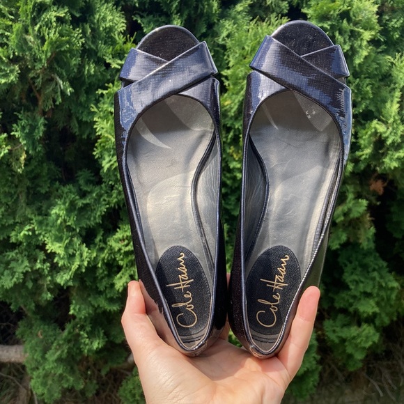 Cole Haan x Nike Air Metallic Peep Toe Wedge Sandal Black Patent Leather Size 7B - Picture 4 of 8